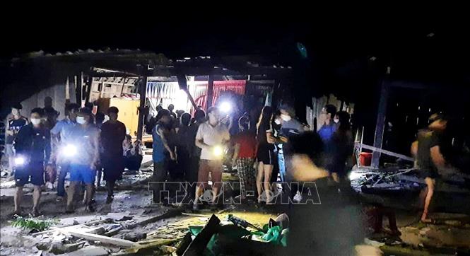 vu xe tai lao vao nha dan khien 3 nguoi chet cac nan nhan an com toi xong thi gap tai nan kinh hoang 2 vu xe tai lao vao nha dan khien 3 nguoi chet cac nan nhan an com toi xong thi gap tai nan kinh hoang 2