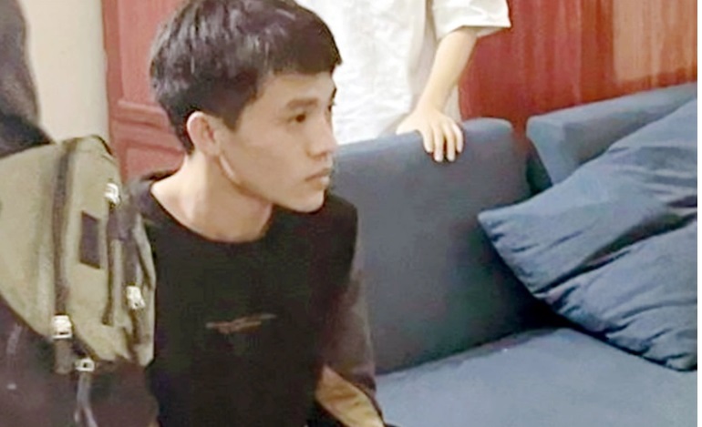 ga trai dung clip nong tong tien ban gai he lo thu doan hen ha dspl 1 ga trai dung clip nong tong tien ban gai he lo thu doan hen ha dspl 1