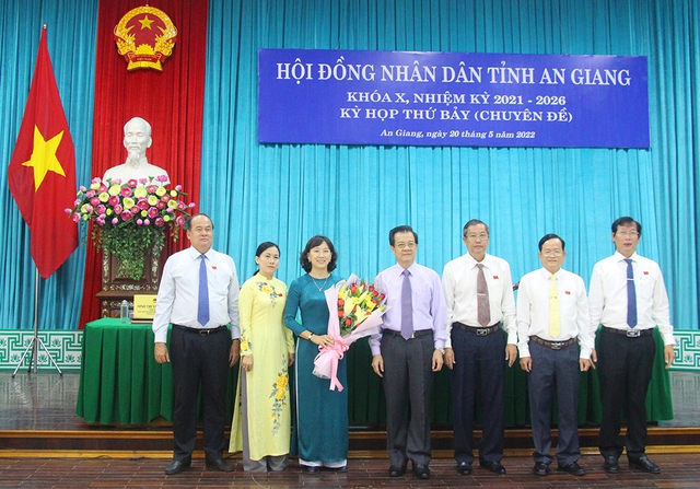 an giang nu giam doc so duoc bau lam pho chu tich ubnd tinh an giang nu giam doc so duoc bau lam pho chu tich ubnd tinh