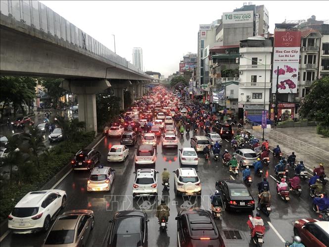 ha noi mua to gio cao diem nhieu tuyen pho ket cung xe vi ngap 2 ha noi mua to gio cao diem nhieu tuyen pho ket cung xe vi ngap 2