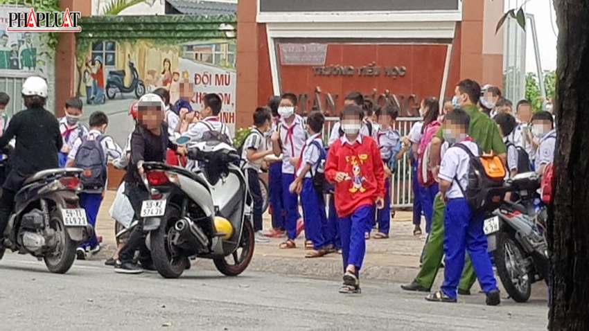 tphcm hon 200 hoc sinh tieu hoc co bieu hien la sau khi an canh bac ha nau hen tphcm hon 200 hoc sinh tieu hoc co bieu hien la sau khi an canh bac ha nau hen