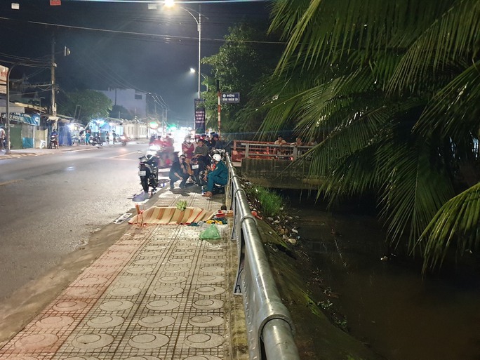 ta hoa phat hien thi the nguoi dan ong duoi muong nuoc ta hoa phat hien thi the nguoi dan ong duoi muong nuoc
