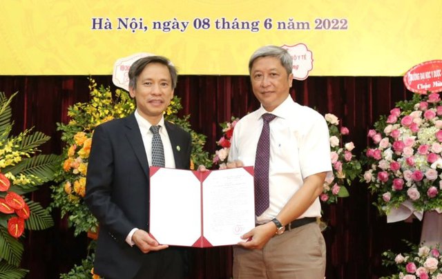 bo nhiem nhan su bo y te 1