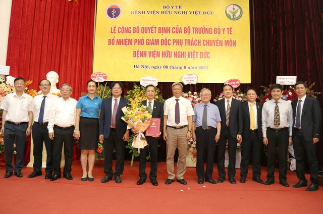 bo nhiem nhan su bo y te 2