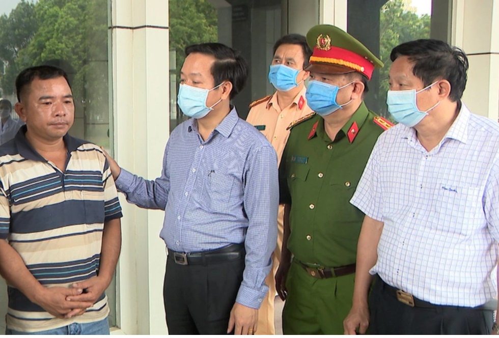 vu lat xe khach khien 4 nguoi chet o ninh binh tai xe khong co nong do con va ma tuy2 vu lat xe khach khien 4 nguoi chet o ninh binh tai xe khong co nong do con va ma tuy2