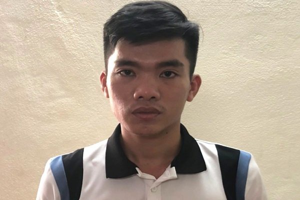 thieu tien choi game doi tuong trom sach noi that cua nha hang o vinh da nang