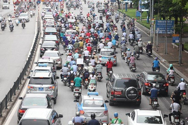 de xuat tach rieng lan oto xe may tren duong nguyen tra