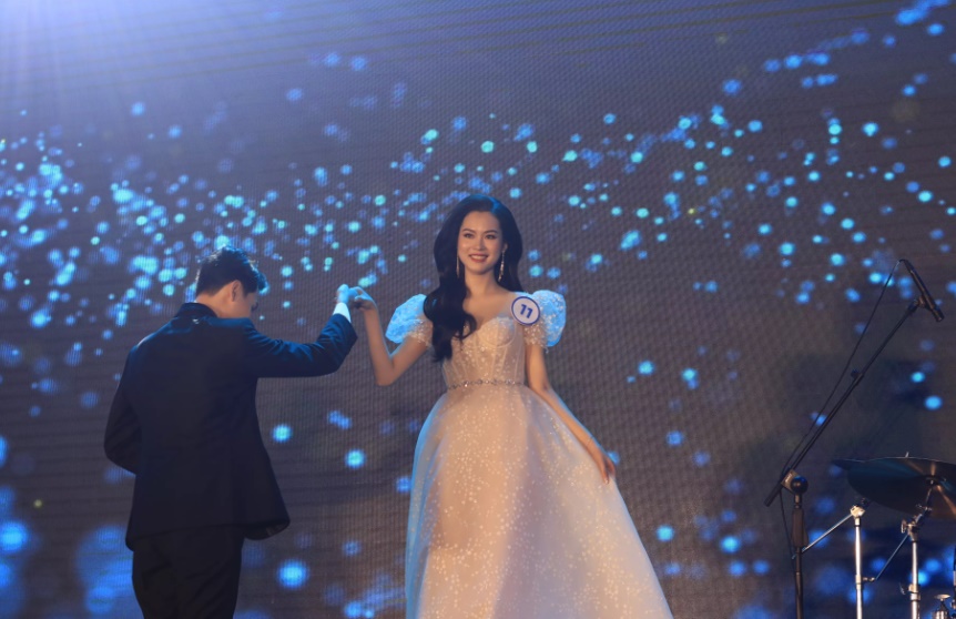 tan hoa khoi ngoai thuong 2022 so huu thanh tich khung duoc van nguoi me tren tiktok5 tan hoa khoi ngoai thuong 2022 so huu thanh tich khung duoc van nguoi me tren tiktok5