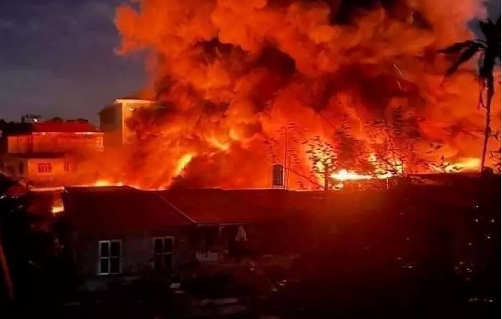 bac ninh 120 gian hang o cho bi thieu rui thiet hai 33 ty dong1 bac ninh 120 gian hang o cho bi thieu rui thiet hai 33 ty dong1