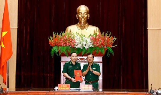 bo quoc phong dieu dong bo nhiem nhan su moi 2 bo quoc phong dieu dong bo nhiem nhan su moi 2