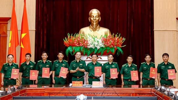 bo quoc phong dieu dong bo nhiem nhan su moi 3 bo quoc phong dieu dong bo nhiem nhan su moi 3