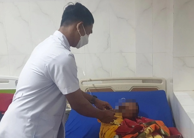 vu be trai 8 tuoi bi dot bong chan tinh tiet moi nhat vu be trai 8 tuoi bi dot bong chan tinh tiet moi nhat