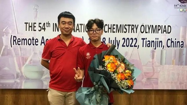 nam sinh dau tien o ha tinh gianh hcv mon hoa quoc te