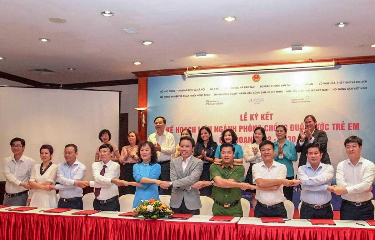 10 co quan cung cam ket giam 20 ty le tre em tu vong do duoi nuoc