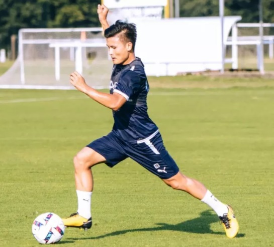 quang hai duoc pau fc dang ky tran mo man ligue 2 1 quang hai duoc pau fc dang ky tran mo man ligue 2 1