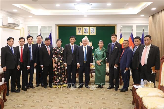 tiep tuc thuc day quan he hop tac huu nghi giua viet nam campuchia1 tiep tuc thuc day quan he hop tac huu nghi giua viet nam campuchia1
