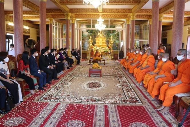 tiep tuc thuc day quan he hop tac huu nghi giua viet nam campuchia5 tiep tuc thuc day quan he hop tac huu nghi giua viet nam campuchia5