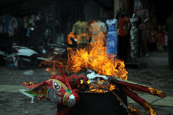 cong an khuyen cao nong dip ram thang 7