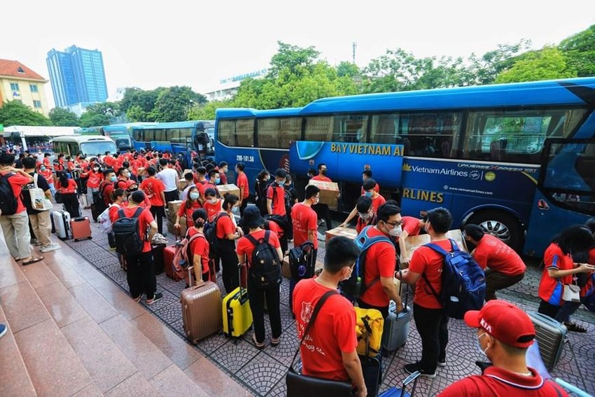 de nghi chinh phu co chinh sach ho tro hoc phi cho sinh vien nganh y