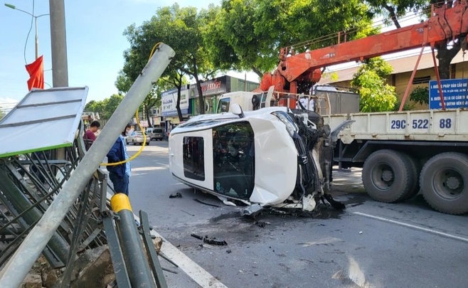 ha noi xe bien tu quy 2 mat lai vo nat dau sau khi don dai phan cach 31 ha noi xe bien tu quy 2 mat lai vo nat dau sau khi don dai phan cach 31