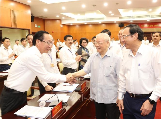 tong bi thu tp ho chi minh phat huy hon nua vai tro dau tau dong luc phat trien vung dong nam bo va ca nuoc 3