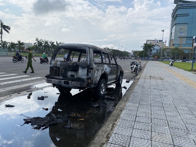 lam ro nguyen nhan vu nguoi dan ong livestream dot oto nhan tin cho lanh dao tpda nang lam ro nguyen nhan vu nguoi dan ong livestream dot oto nhan tin cho lanh dao tpda nang