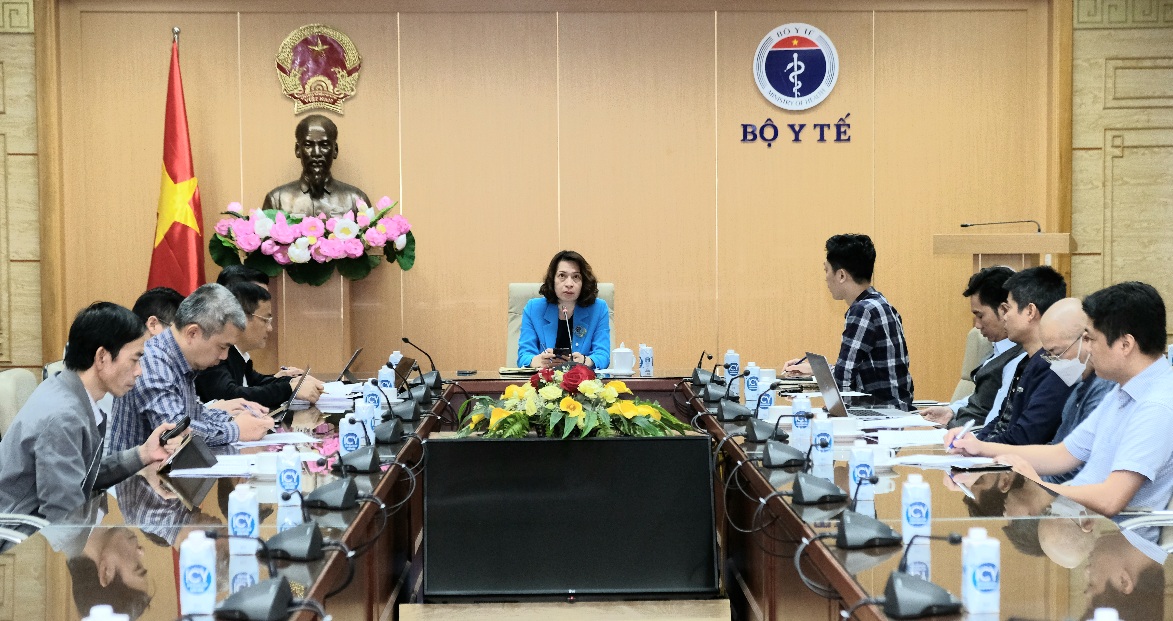 viet nam xuat hien ca cum ah5 tren nguoi sau hon 8 nam vang bong
