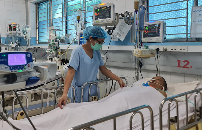 sot xuat huyet nang phai loc mau hai benh nhan ganh vien phi 1 ty dong sot xuat huyet nang phai loc mau hai benh nhan ganh vien phi 1 ty dong