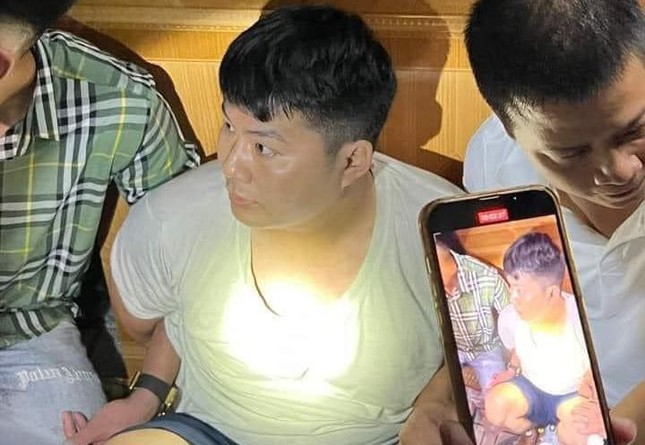 vu cuop gan 700 trieu dong o thai nguyen dung sung nhua uy hiep nhan vien ngan hang vu cuop gan 700 trieu dong o thai nguyen dung sung nhua uy hiep nhan vien ngan hang