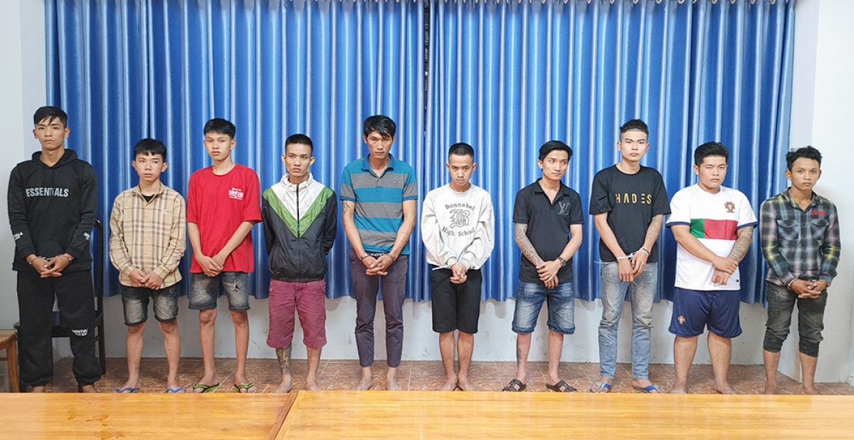 hen doi phuong giai quyet mau thuan cap tinh nhan gay an mang kinh hoang3 hen doi phuong giai quyet mau thuan cap tinh nhan gay an mang kinh hoang3