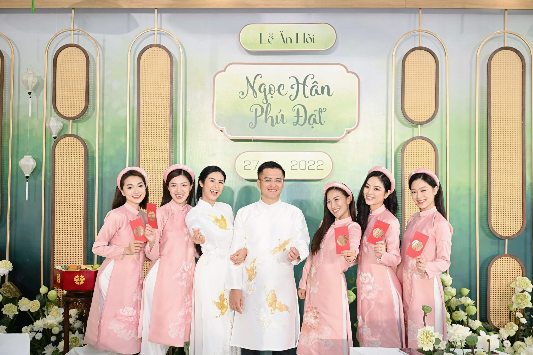 hoa hau ngoc han to chuc le an hoi theo phong cach truyen thong dac biet hoa hau ngoc han to chuc le an hoi theo phong cach truyen thong dac biet