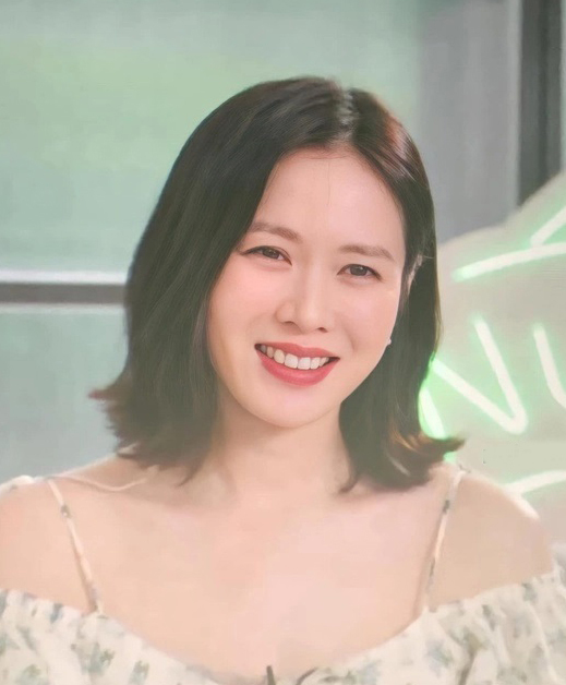 loat sao han yen be gia that trong nam 2022 son ye jin hyun bin gay cu no lon dspl 3