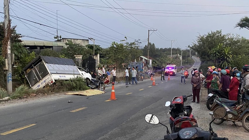 tai nan 2 me con tu vong o binh duong tam giu tai xe xe tai lan lan