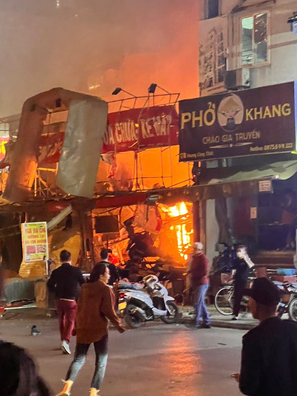 vu no lon o cua hang xe may tai ha noi bac thong tin co nguoi tu vong dspl 5 vu no lon o cua hang xe may tai ha noi bac thong tin co nguoi tu vong dspl 5