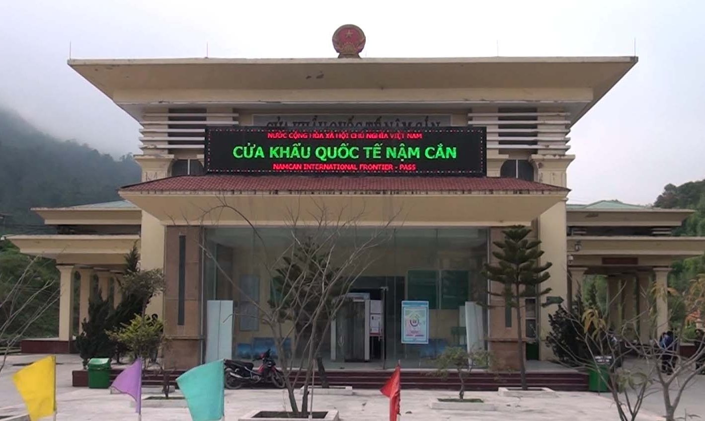 vi sao 3 can bo hai quan cua khau quoc te nam can bi bat vi sao 3 can bo hai quan cua khau quoc te nam can bi bat
