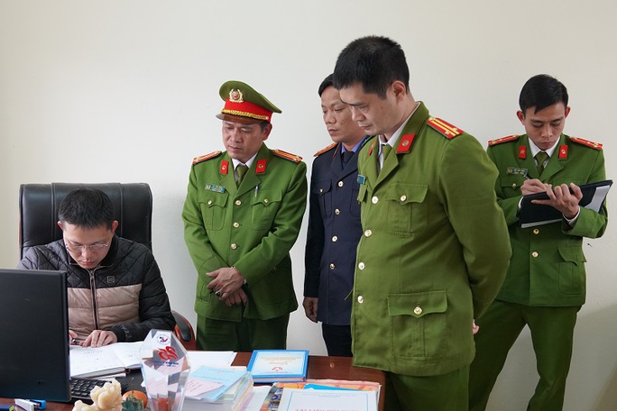 khoi to vu nhan hoi lo tai trung tam dang kiem 28 01s o hoa binh khoi to vu nhan hoi lo tai trung tam dang kiem 28 01s o hoa binh