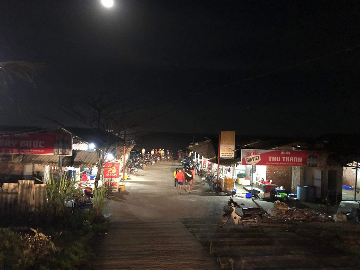 quang ngai ru nhau di tam bien 2 hoc sinh duoi nuoc thuong tam quang ngai ru nhau di tam bien 2 hoc sinh duoi nuoc thuong tam