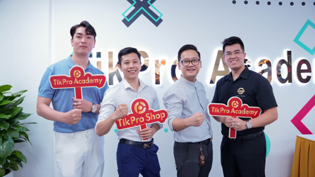 chang trai bach khoa thanh cong khi lan san sang tikpro academy3 chang trai bach khoa thanh cong khi lan san sang tikpro academy3