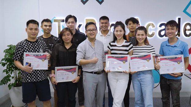 chang trai bach khoa thanh cong khi lan san sang tikpro academy4 chang trai bach khoa thanh cong khi lan san sang tikpro academy4