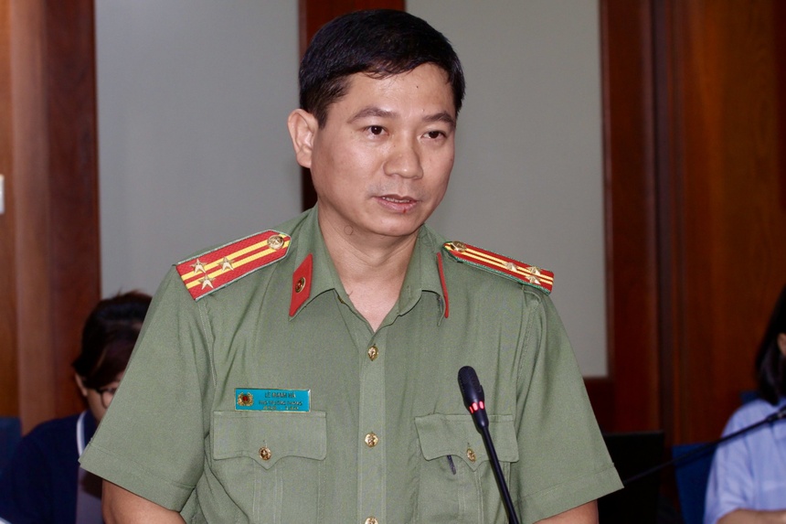 cong an tphcm mai dam tren khong gian mang thu hut mc nguoi mau dien vien3 cong an tphcm mai dam tren khong gian mang thu hut mc nguoi mau dien vien3