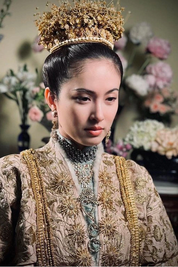 choang ngop truoc bo anh hoa hau chuyen gioi dep nhat thai lan deo 5kg vang tu dau den chan dspl 4 choang ngop truoc bo anh hoa hau chuyen gioi dep nhat thai lan deo 5kg vang tu dau den chan dspl 4