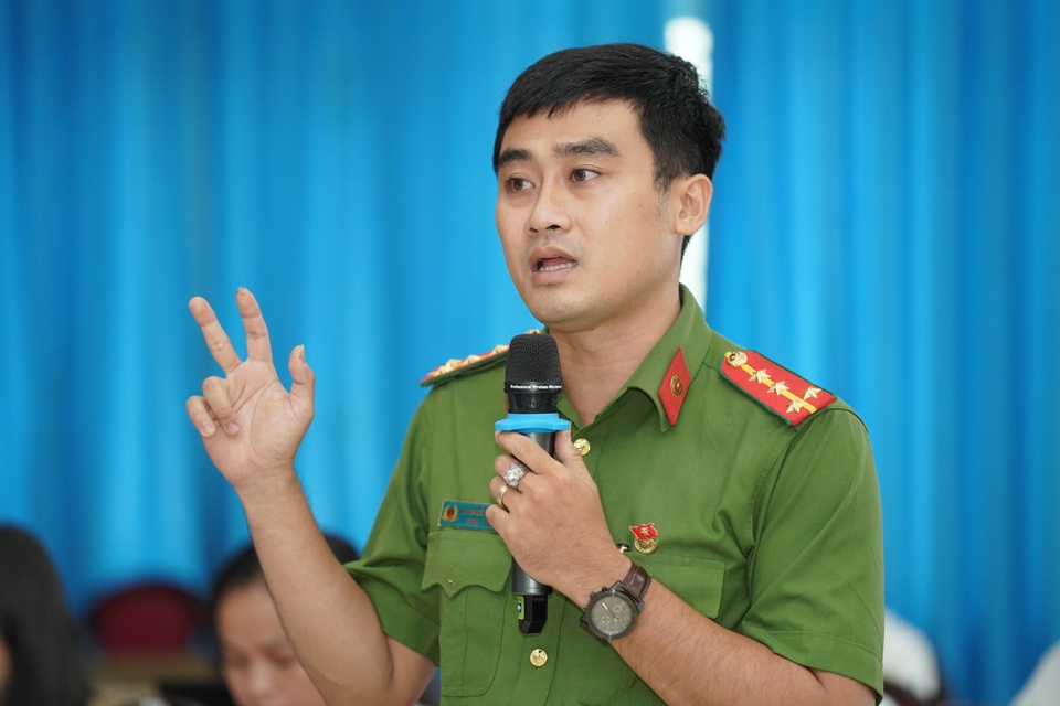 vu phu huynh nhan cuoc goi lua dao con cap cuu cong an tiet lo lo hong khien thong tin bi lo vu phu huynh nhan cuoc goi lua dao con cap cuu cong an tiet lo lo hong khien thong tin bi lo