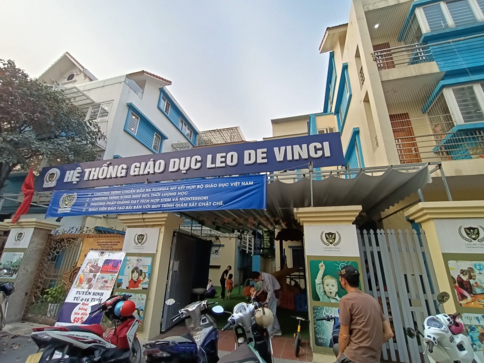 vu be 3 tuoi gay chan trong lop o ha noi co so mam non phai dong cua tu 1443 vu be 3 tuoi gay chan trong lop o ha noi co so mam non phai dong cua tu 1443