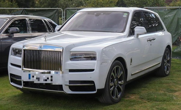 tim chu xe rolls royce hon 40 ty dong bi bo gan mot nam o cang hai phong