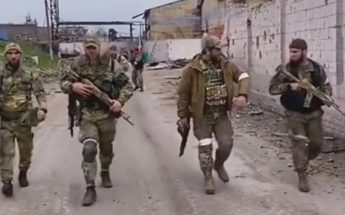 ukraine tuyen bo phan cong nga tren tien tuyen