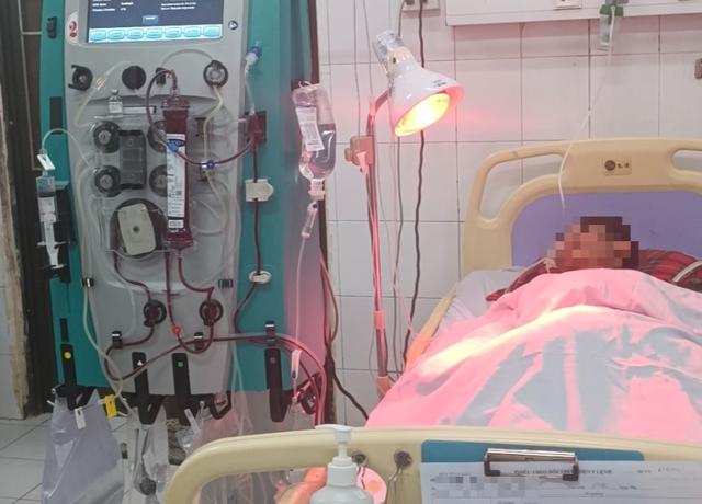 ca mau 2 nguoi tu vong 1 nguoi cap cuu do ngo doc methanol ca mau 2 nguoi tu vong 1 nguoi cap cuu do ngo doc methanol
