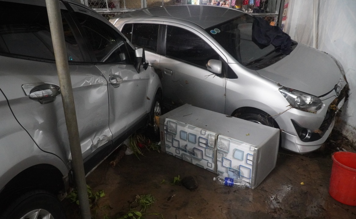 dong nai lu quet cuon troi do dac khien khu pho tan hoang do nat 4