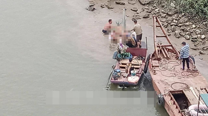 hai duong nam thanh nien bo lai xe may nghi nhay cau tu tu hai duong nam thanh nien bo lai xe may nghi nhay cau tu tu