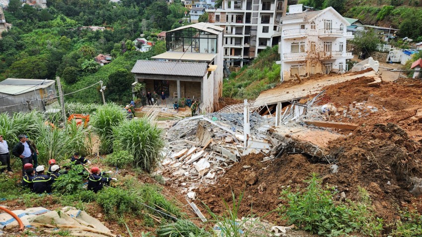 da lat xac dinh vi pham xay dung tai can nha sat lo da lat xac dinh vi pham xay dung tai can nha sat lo
