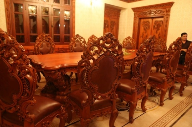 choang ngop voi lau dai nguy nga toa lac tren lo dat 4 mat tien cua dai gia phu ly dspl 8